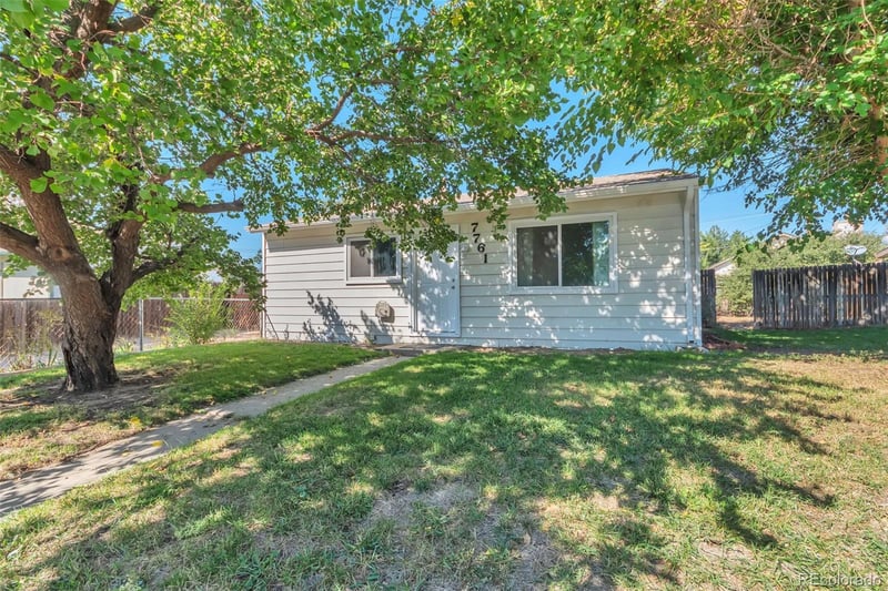 7761 Kearney Dr, Commerce City, CO 80022