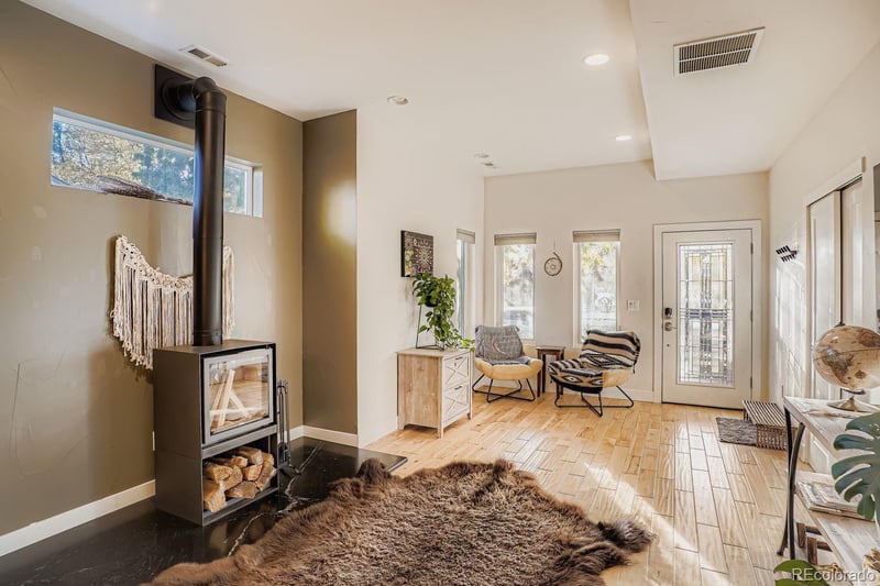 2338 Williams St, Denver, CO 80210