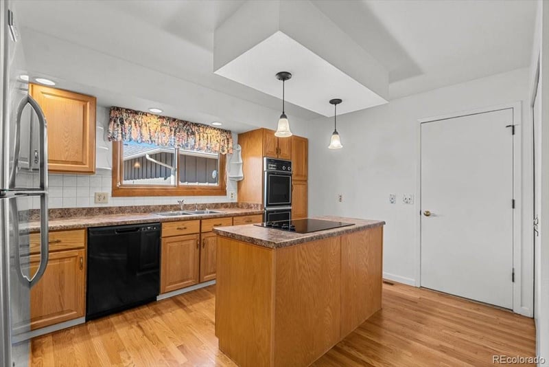 51 Douglas Dr, Broomfield, CO 80020