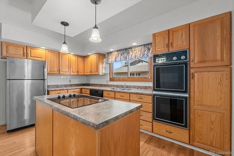 51 Douglas Dr, Broomfield, CO 80020
