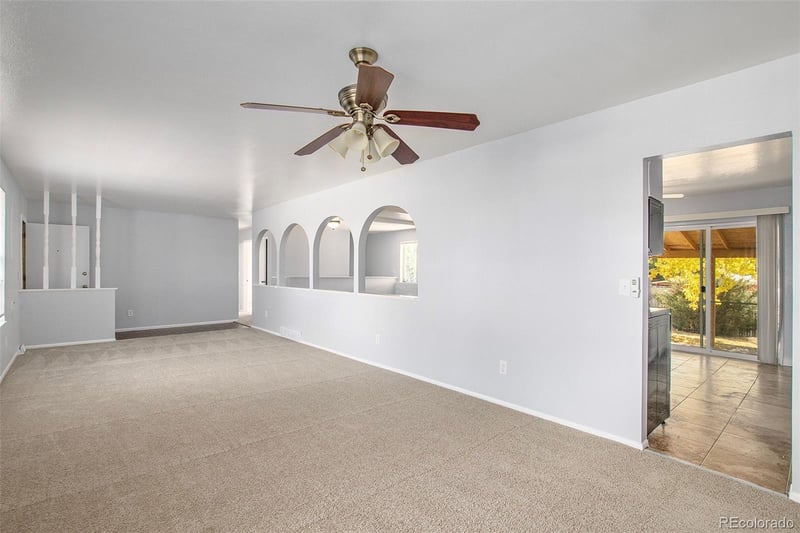 15552 Temple Pl, Aurora, CO 80015