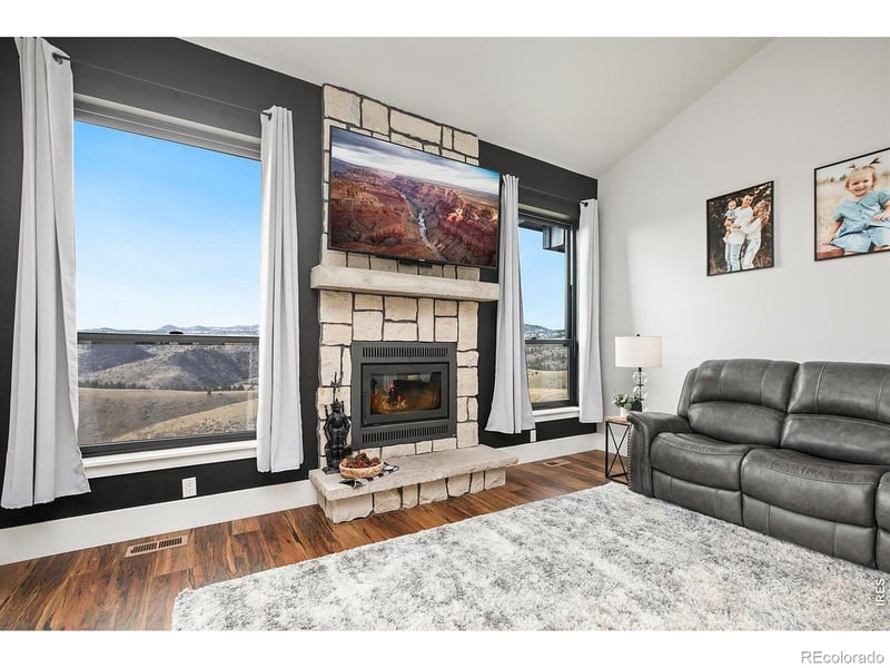 894 Turkey Roost Dr, Livermore, CO 80536
