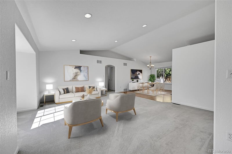 9 Full Moon Ct, Pueblo, CO 81001