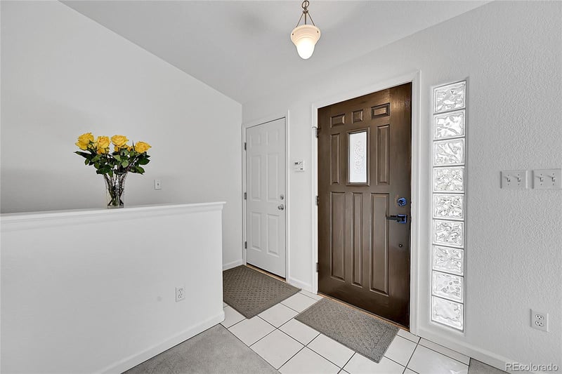 9 Full Moon Ct, Pueblo, CO 81001