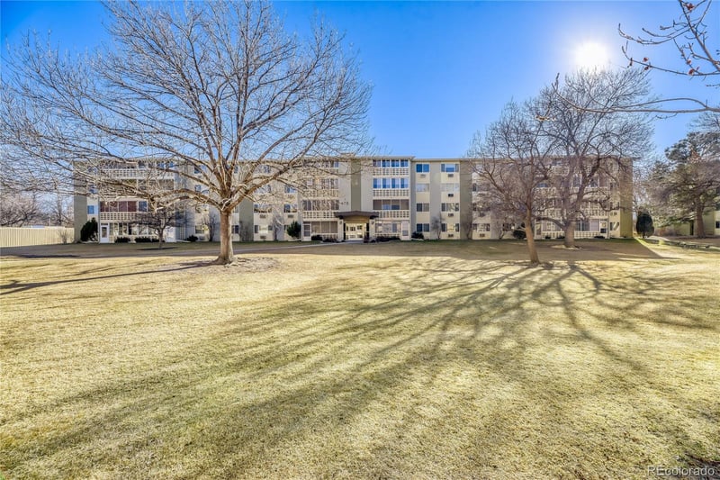 675 Alton Way #1D, Denver, CO 80247