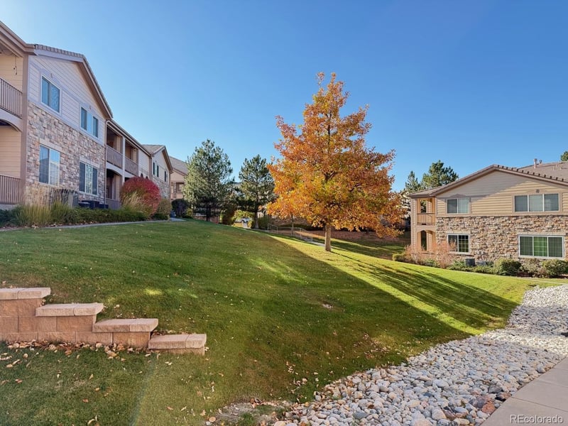 22960 Roxbury Dr #E, Aurora, CO 80016