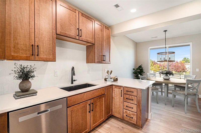 888 Valentia St #103, Denver, CO 80247