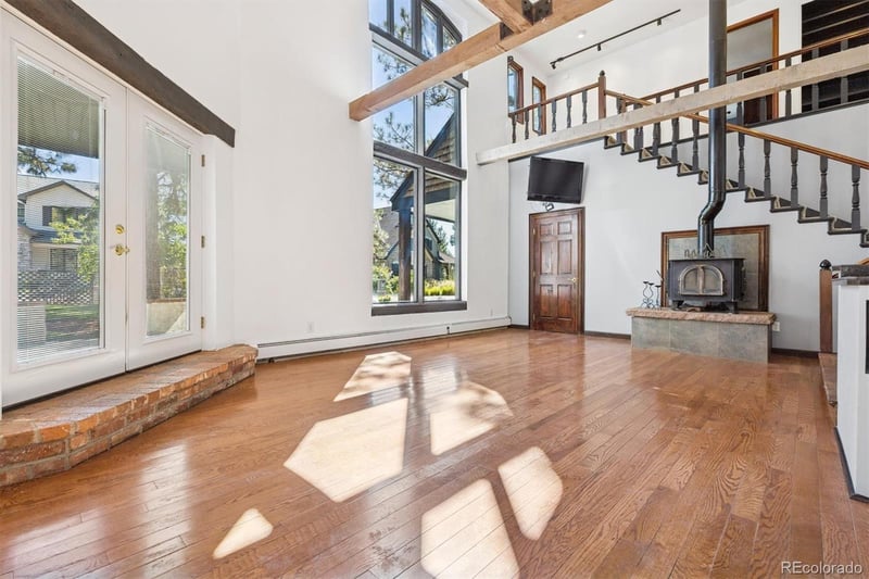 8535 E Hawaii Ln, Denver, CO 80231