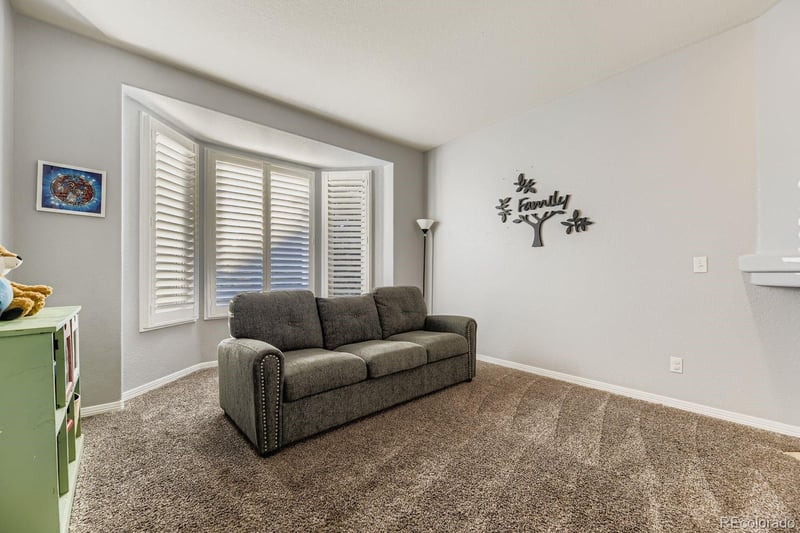 8356 Green Island Cir, Lone Tree, CO 80124