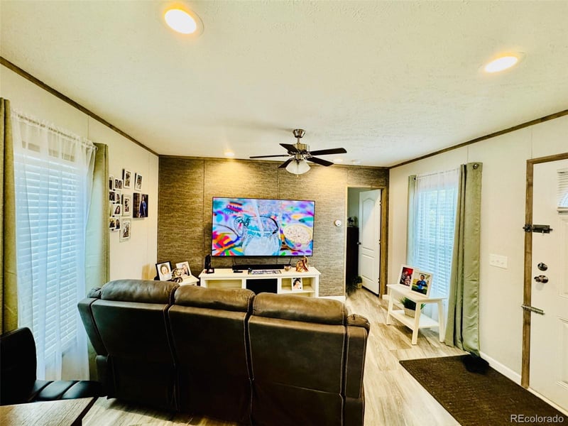 5971 E 69th Ave #2, Commerce City, CO 80022
