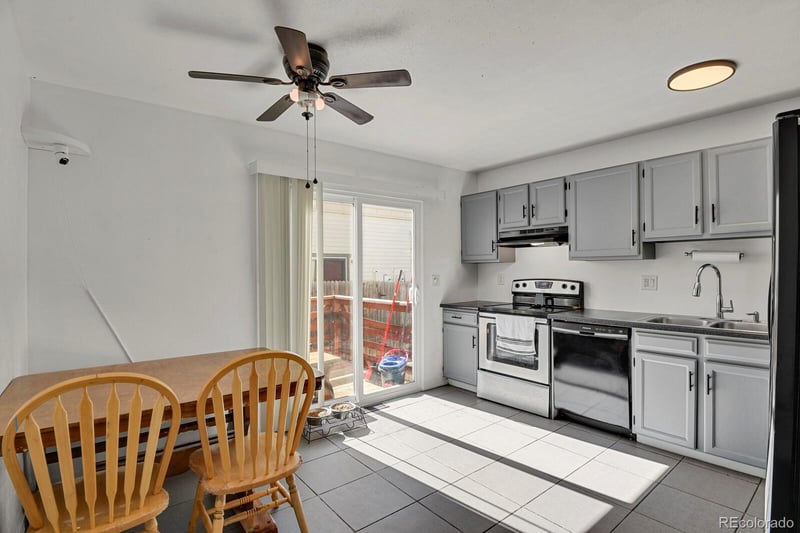 17683 Loyola Dr #E, Aurora, CO 80013