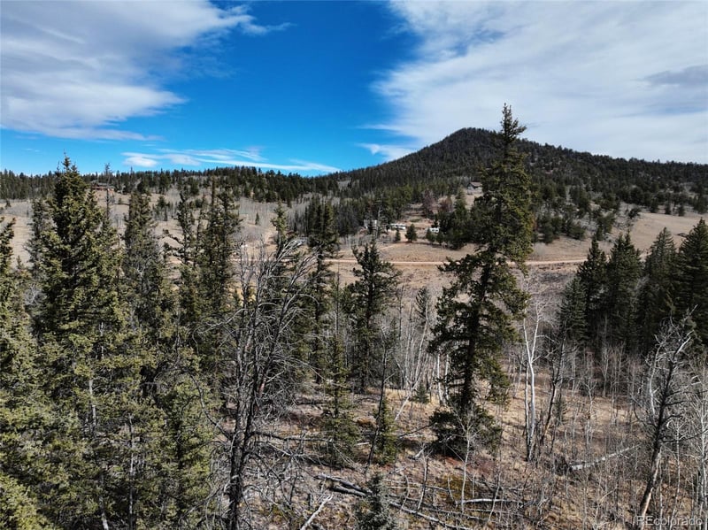 805 Longbow Dr, Como, CO 80432