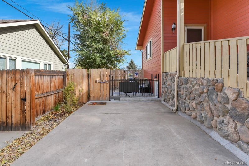 6427 Grandview Ave #A & B, Arvada, CO 80002