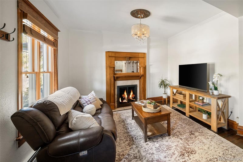 2078 Pennsylvania St, Denver, CO 80210