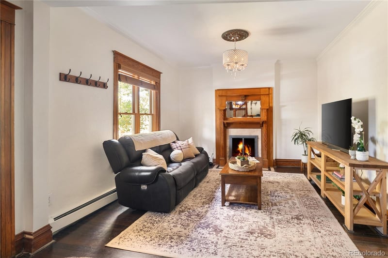 2078 Pennsylvania St, Denver, CO 80210