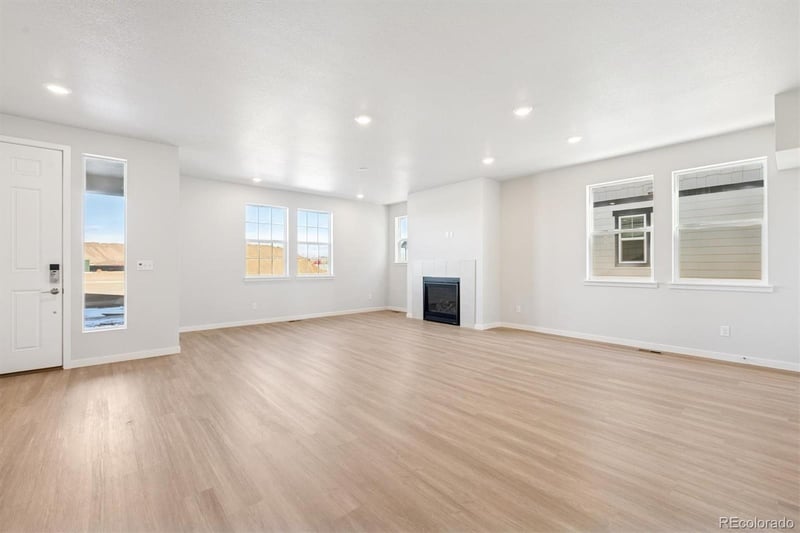 22736 E 47th Pl, Aurora, CO 80019