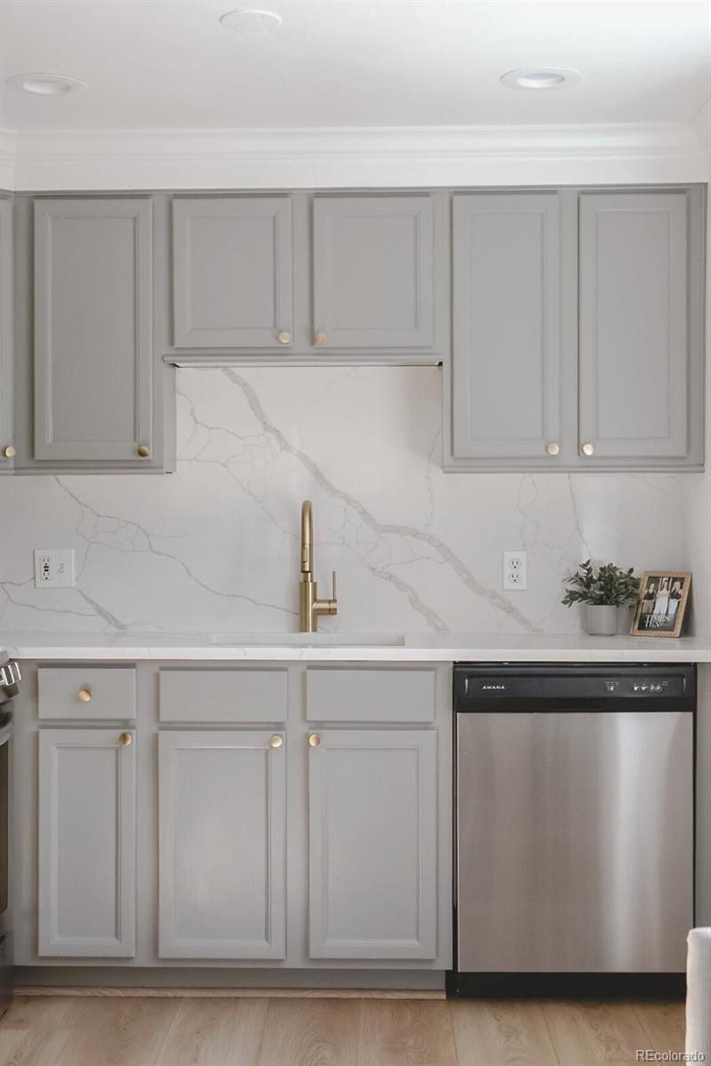 1435 Elizabeth St #8, Denver, CO 80206