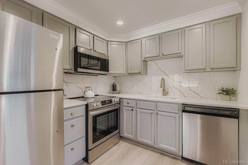 1435 Elizabeth St #8, Denver, CO 80206