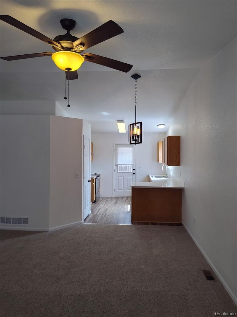 304 Sunset Ln, Dacono, CO 80514