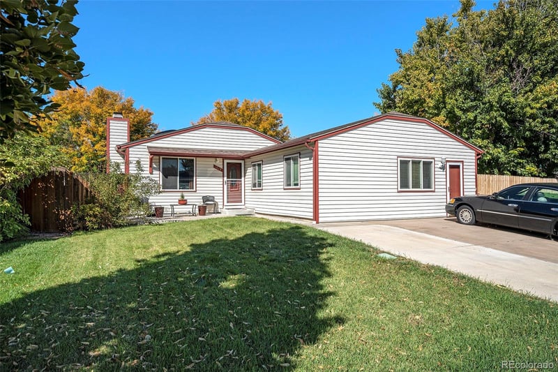 1619 Ensenada St, Aurora, CO 80011