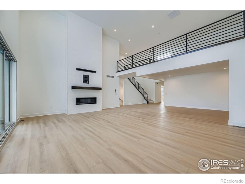 3142 Westcliff Dr, Loveland, CO 80538