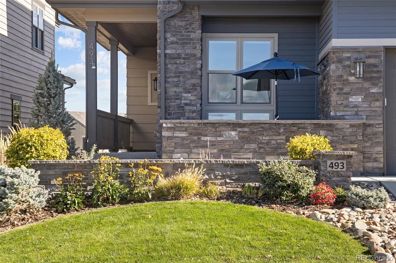 493 Meadowleaf Ln, Highlands Ranch, CO 80126