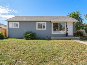 1665 Lima St, Aurora, CO 80010