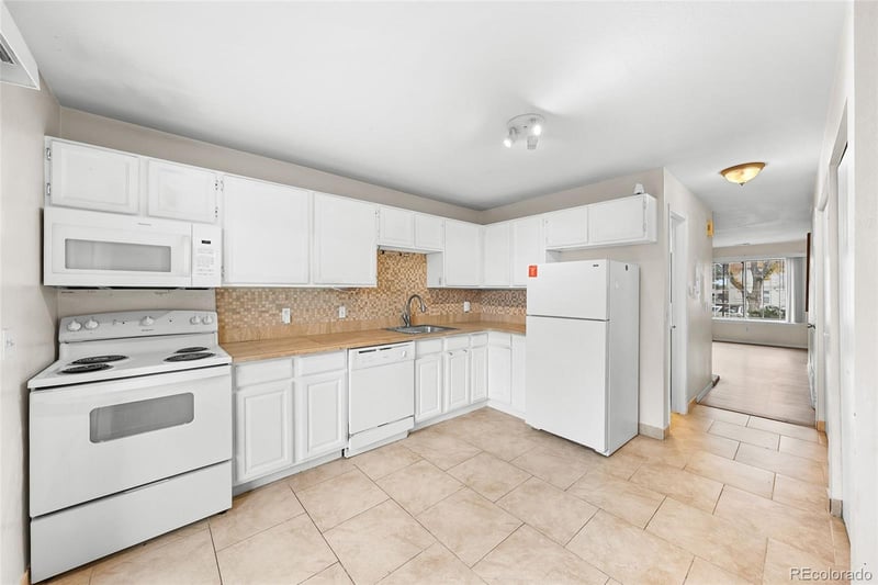 175 Sable Blvd #P17, Aurora, CO 80012