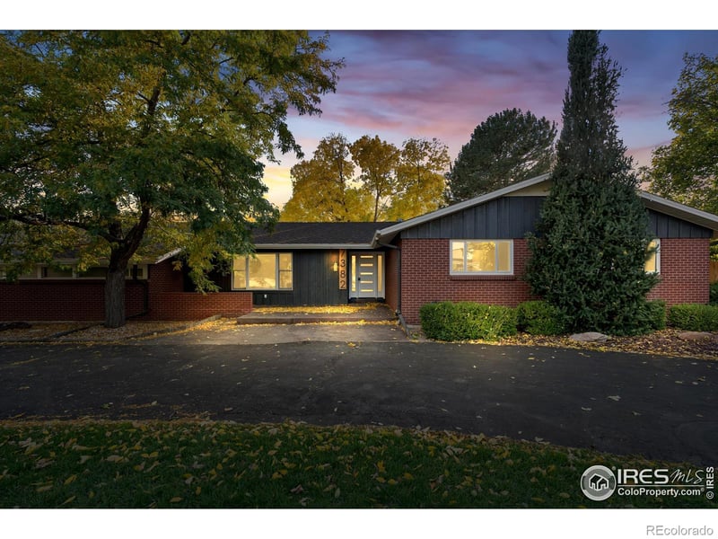 7382 Stanford Ave, Littleton, CO 80123