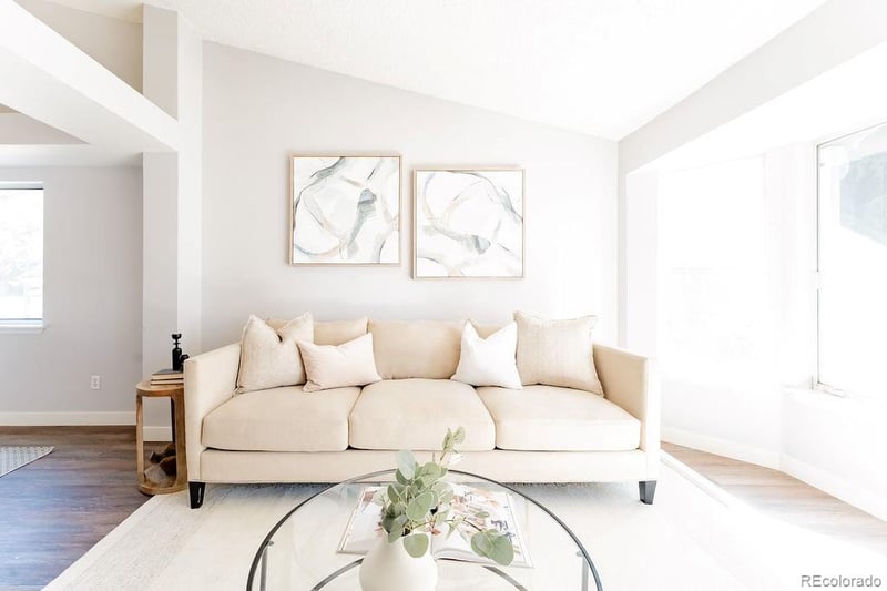 19905 Stanford Dr, Centennial, CO 80015