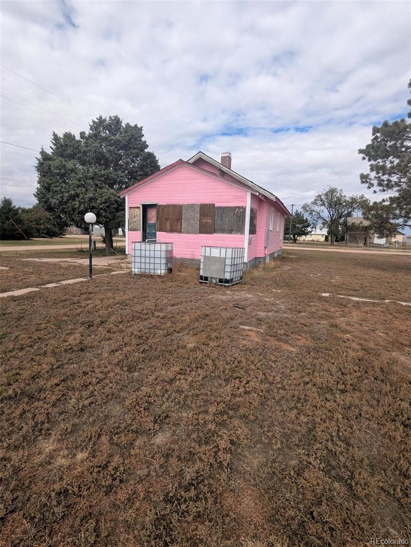 220 Church St, Arriba, CO 80804