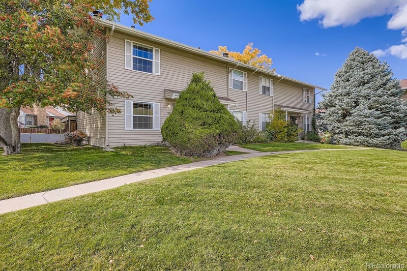 1997 Peoria St, Aurora, CO 80014