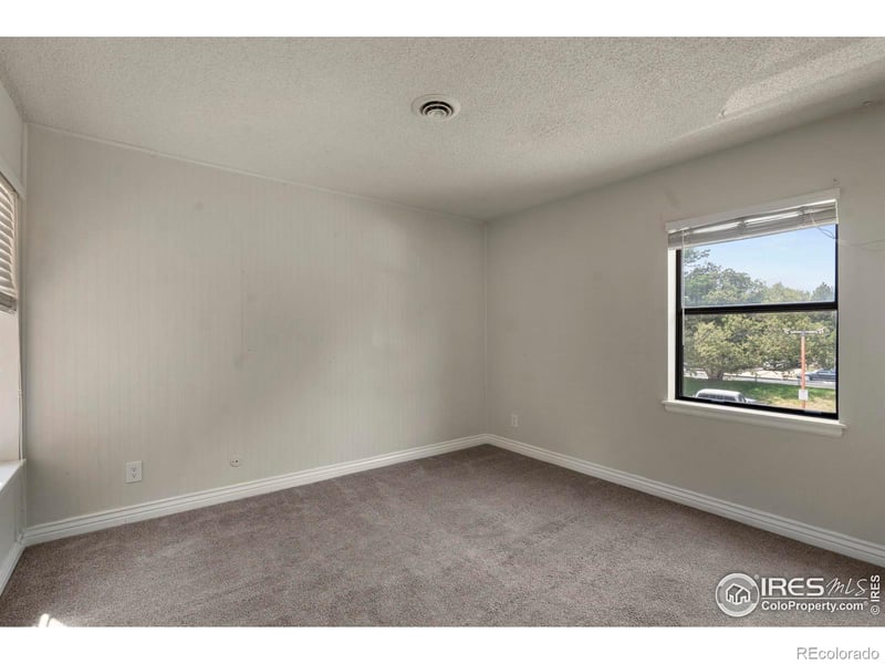 225 E 8th Ave #APT E20, Longmont, CO 80504