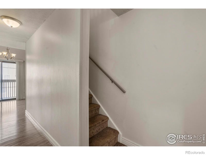 225 E 8th Ave #APT E20, Longmont, CO 80504