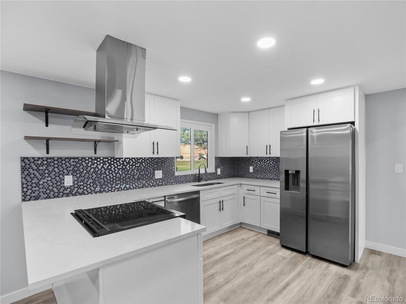 951 10th Ave, Broomfield, CO 80020