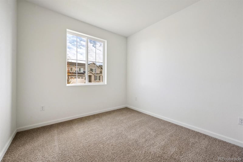 9187 Truckee Ct, Commerce, CO 80022