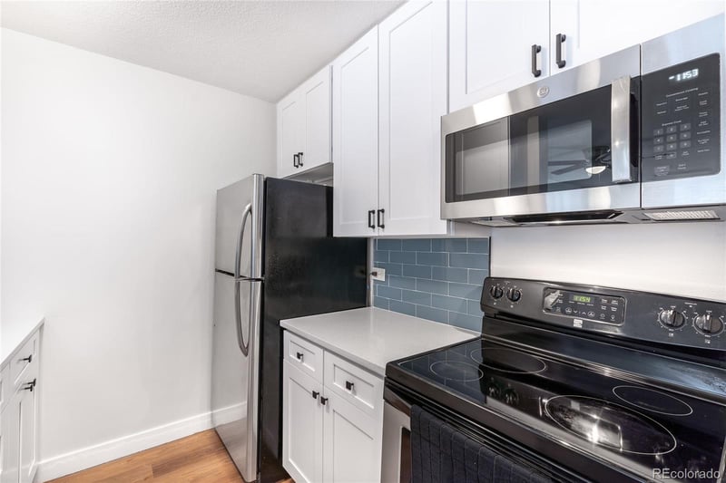 2231 Vaughn Way #118B, Aurora, CO 80014