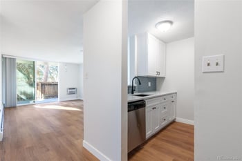 2231 Vaughn Way #118B, Aurora, CO 80014