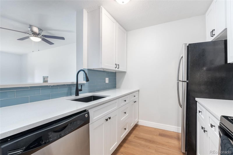 2231 Vaughn Way #118B, Aurora, CO 80014