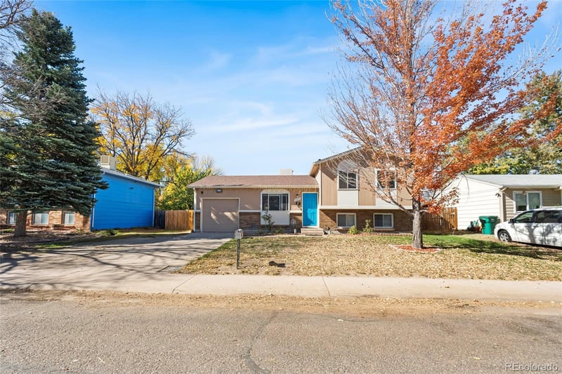 809 Nome St, Aurora, CO 80012