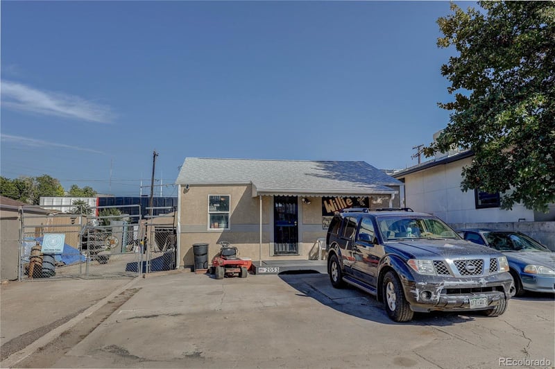 2053 Hamilton Pl, Sheridan, CO 80110