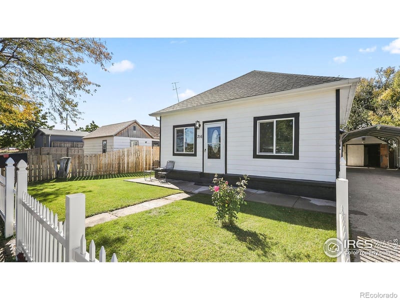 216 Colorado Ave, Brush, CO 80723