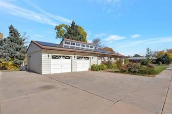 7085 Dexter St, Centennial, CO 80122
