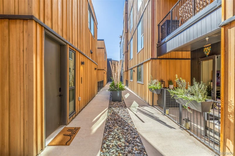 1601 Park Ave #215, Denver, CO 80218