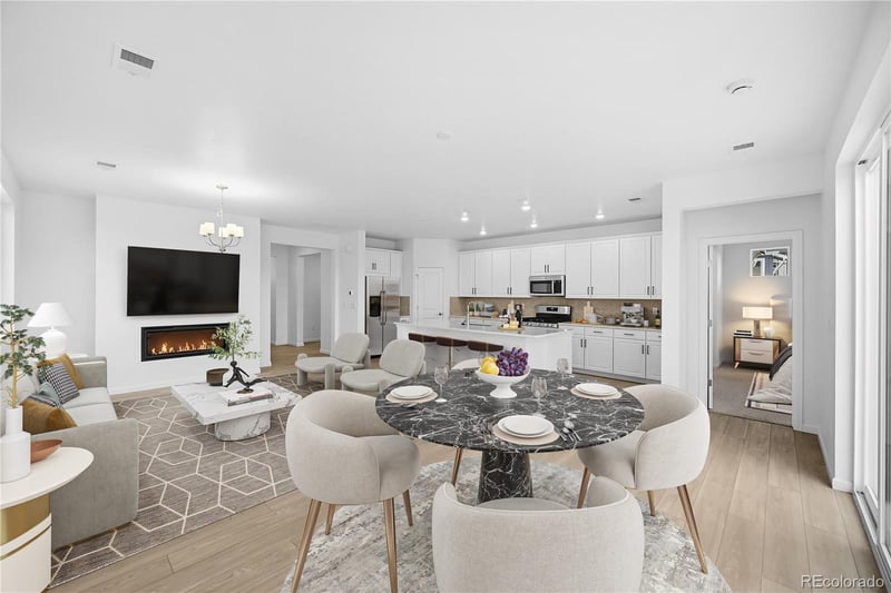 16887 92nd Dr, Arvada, CO 80007