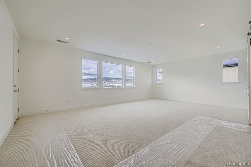 3157 Westcliff Dr, Loveland, CO 80538