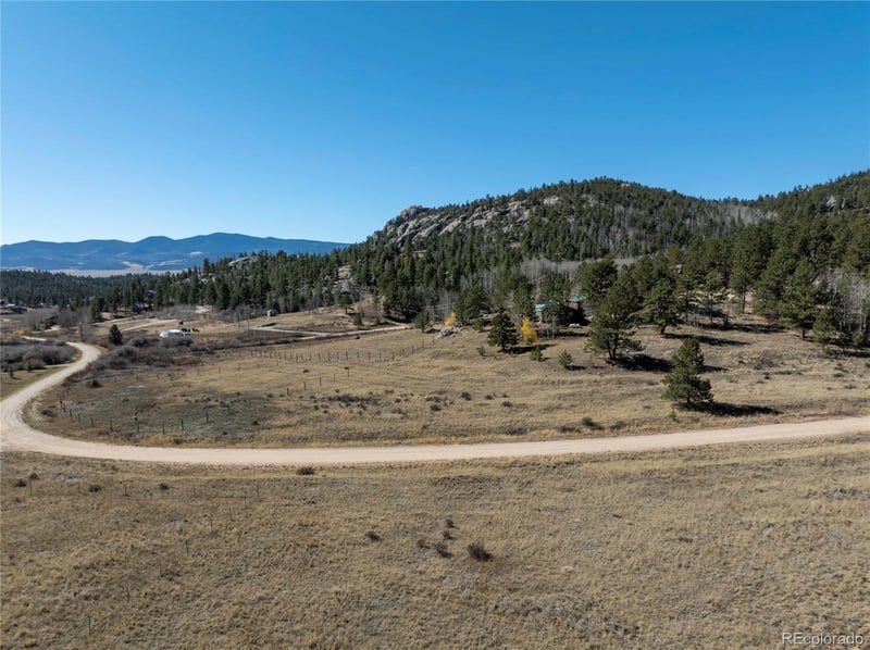 480 Arapaho Rd, Lake George, CO 80827