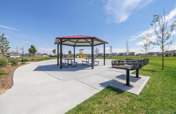 9885 Ceylon Ct, Commerce, CO 80022