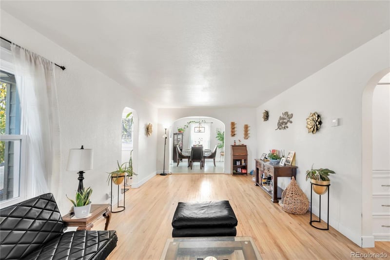 1395 Dayton St, Aurora, CO 80010