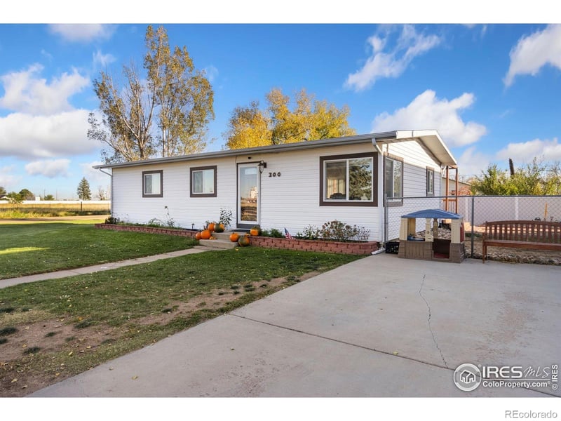 300 Cottage Ave, Pierce, CO 80650
